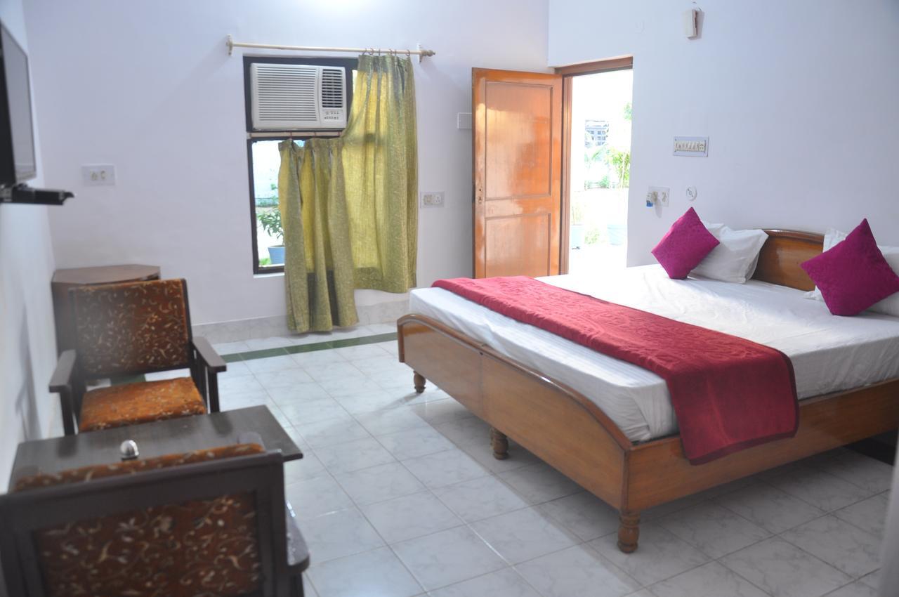 Hotel Eagle Nest Bharatpur Exterior foto