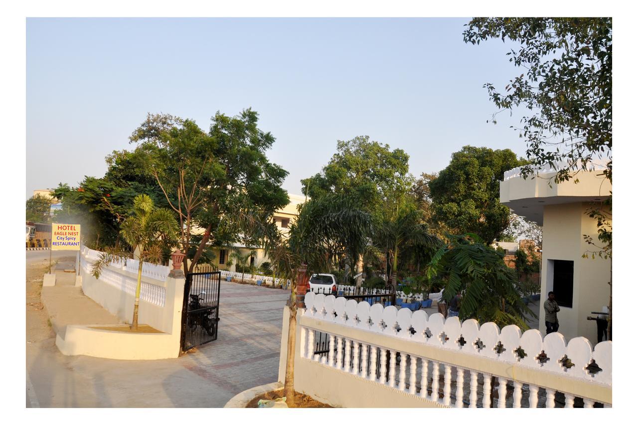 Hotel Eagle Nest Bharatpur Exterior foto